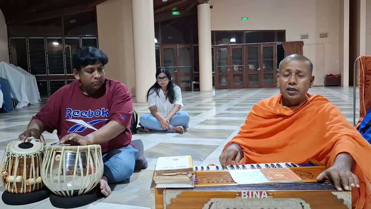 Bhajan by swami Jitasangananda RKM Fiji/ Tabalji Dr. Amit  Gupta, Astrelia