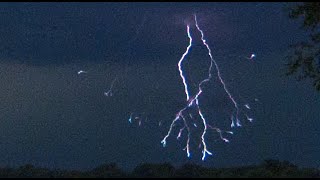 Vivid lightning filmed at 6,000 FPS at Pontoon Beach, IL by Dan Robinson 1,327 views 9 months ago 36 seconds