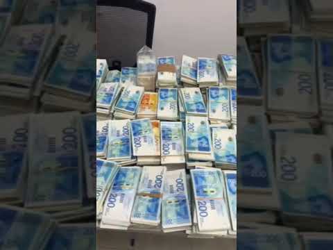 10 ملايين شيكل نقد ا داخل منزل في منطقة حيفا