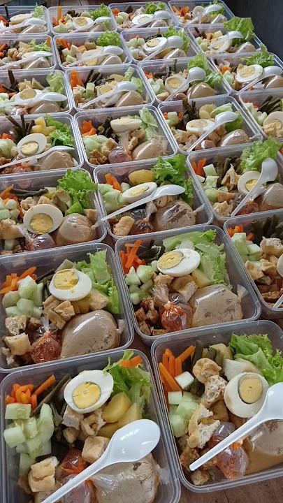 Pesanan 26 porsi gado-gado & kotakan nasi sate #gadogado #sate #kuliner #kulinerindonesia #masak