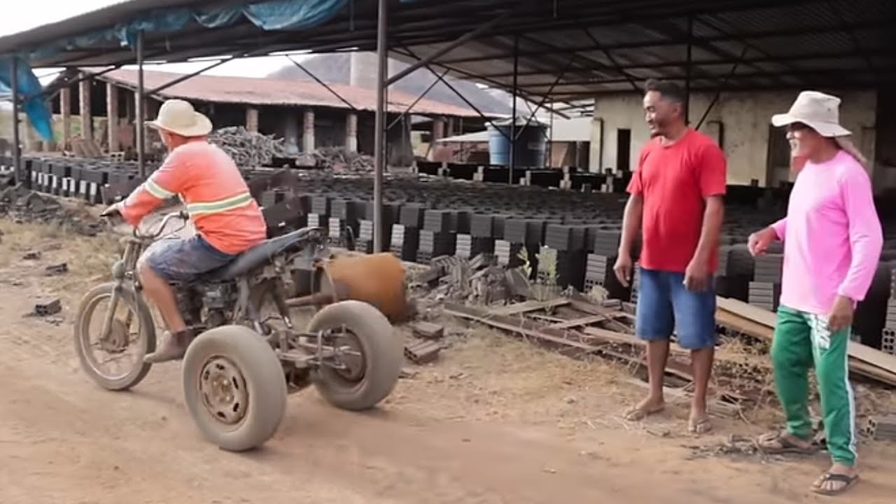 seu mane leva seu antonio para um trabalho muito pesado