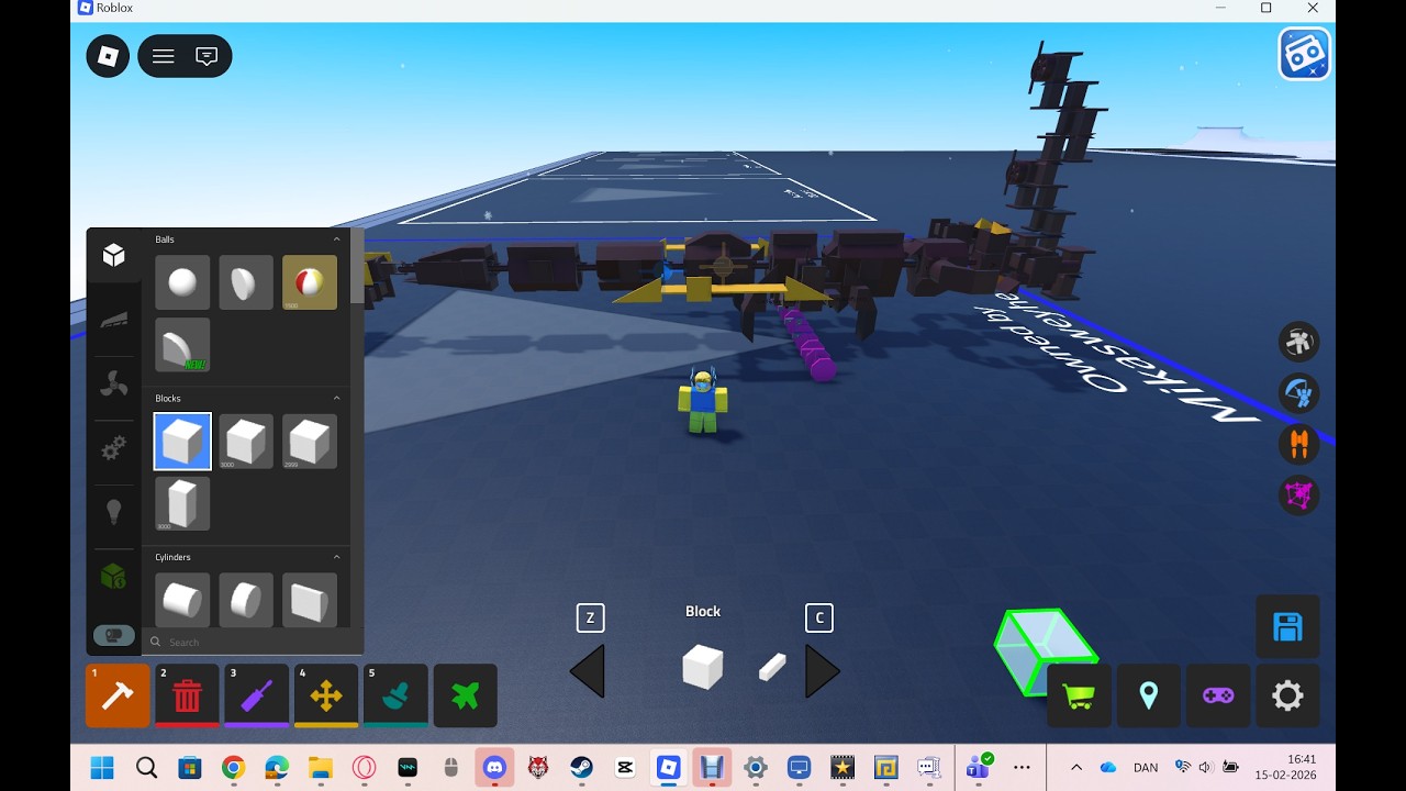 DRAGON SHOWCASE| plane crazy | 100 subs for tut guys