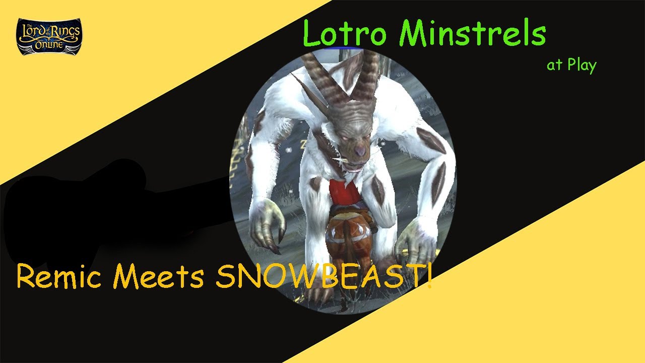 Lotro Minstrel Remic braves the snow at the Yuletide Festival.