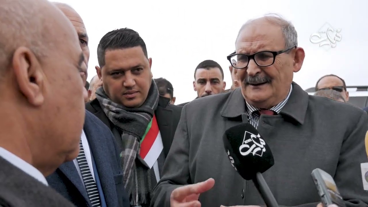 والي الولاية يعاين مدرسة متوقفة الاشغال بها منذ 2013 !!