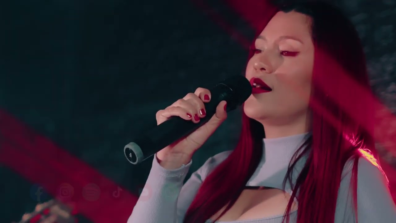 Sangra corazón Lady Bohemia