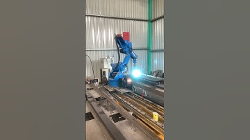 Cánh tay robot công nghiệp làm việc rất hiệu quả #shorts