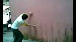 Live 2 Run - Wall Spin
