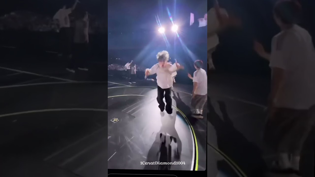 Happy happy 9th anniversary to these 13 lovely people ❤️ 