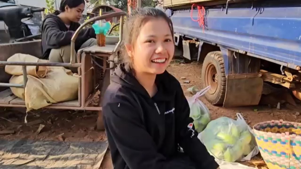 #เที่ยวลาวใต้ ตลาดนัดใหญ่สุดในลาวใต้บ้านดอนตะลาด น้องดำบ้านธาตุสามปรางค์ เมืองสุขุมา #สปปลาว #สาวลาว