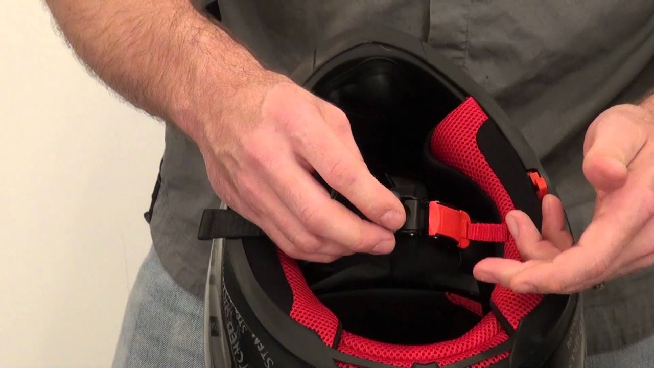 Speed and Strength SS1500 Helmet Review from SportbikeTrackGear.com