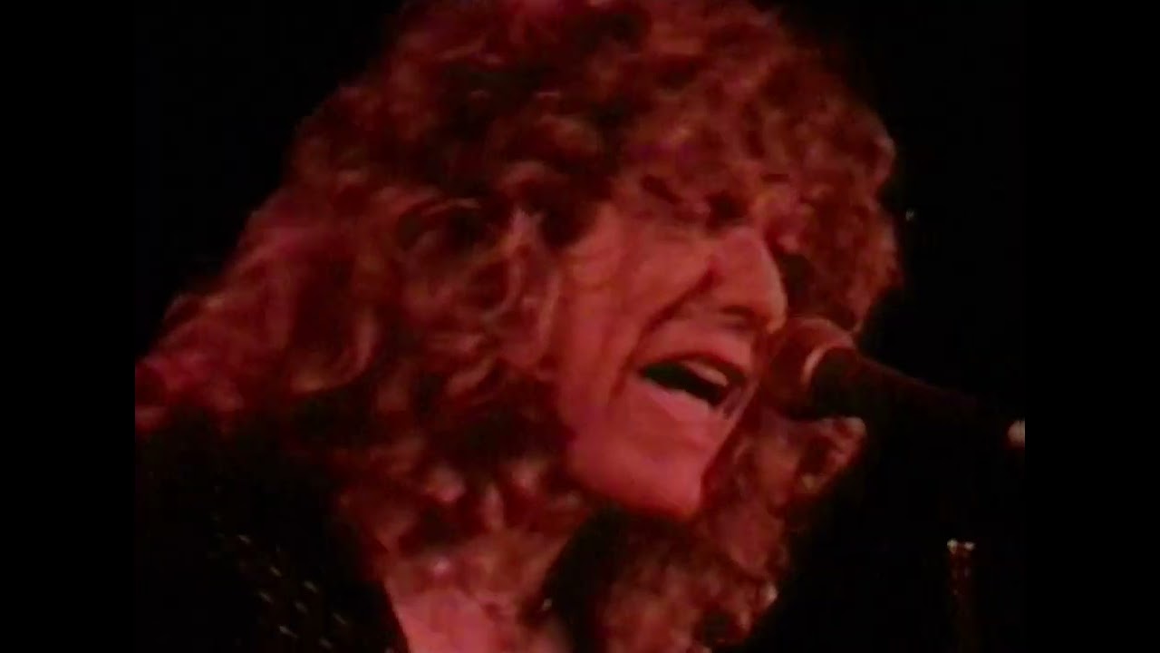 Led Zeppelin - Ten Years Gone (Live Music Video) - YouTube