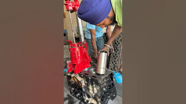 How to jcb sleeve fitting #shortsfeed #automobile #machine# truck #volvo #sany #car #ford #toyota