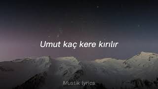 Velet - Aşk sadece anlayana ( Sözleri/Lyrics ) şarkı sözleri Resimi