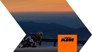 Chris Fillmore's Record Breaking Run up Pikes Peak Mountain | KTM