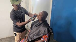 PIPI WOBAHO chez le coiffeur en FRANCE ► Pipi WOBAHO COMEDIE