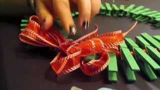 25 Days of Christmas: Day 1 |  Clothespin Card Wreath