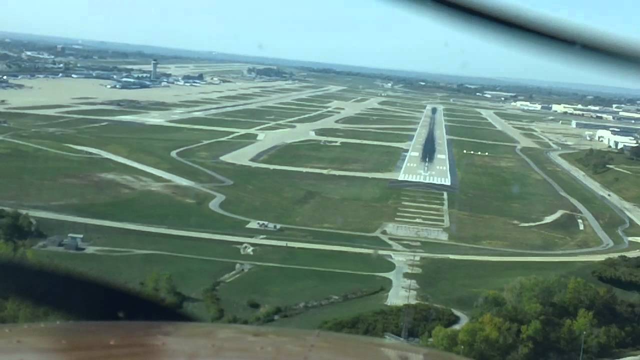 Touch-and-Go at Lambert International (KSTL)