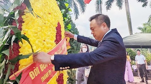 QuêMẹTV| Lãnh đạo TP. Hà Nội dâng hương tưởng niệm các Anh hùng liệt sĩ và các vị tiền bối cách mạng