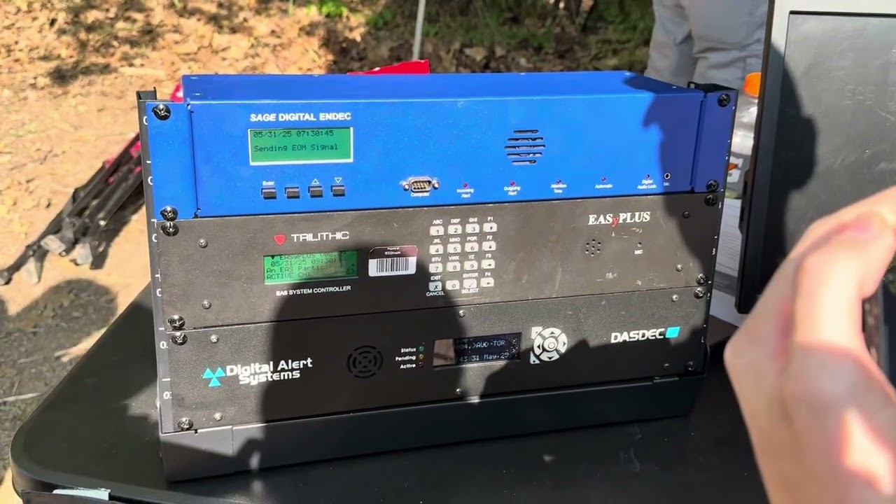 Seeing How The Sage Digital ENDEC Works At SirenCon 2025