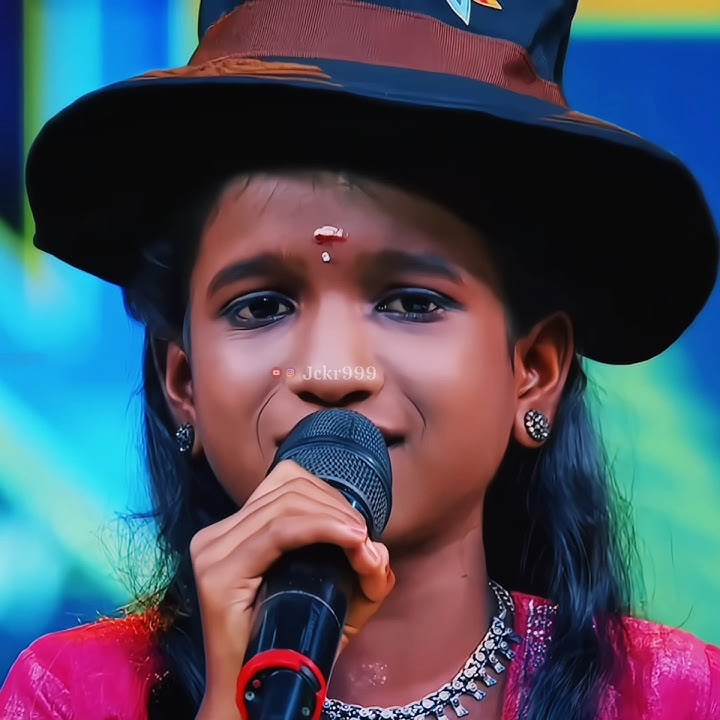 കുഞ്ഞാറ്റ ❤️അങ്ങനെ കേട്ടിരുന്നു പോകും 👌🏻🎼#viralshorts#trendingshorts #nadanpatt #padakkalam#singing