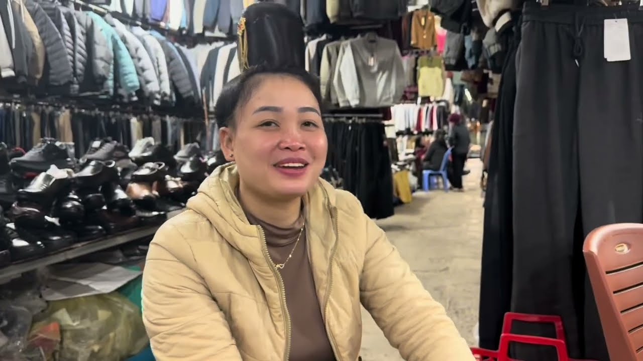 Hà quyết đi chợ trung tâm thành phố Sơn La 