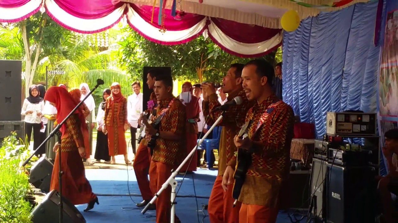 BUJANGAN by Guru SMAN 1 BANDAR SRIBHAWONO - YouTube