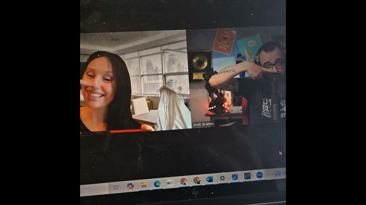 Krystal Interviews Scott Stratten about UnLeadership & Life