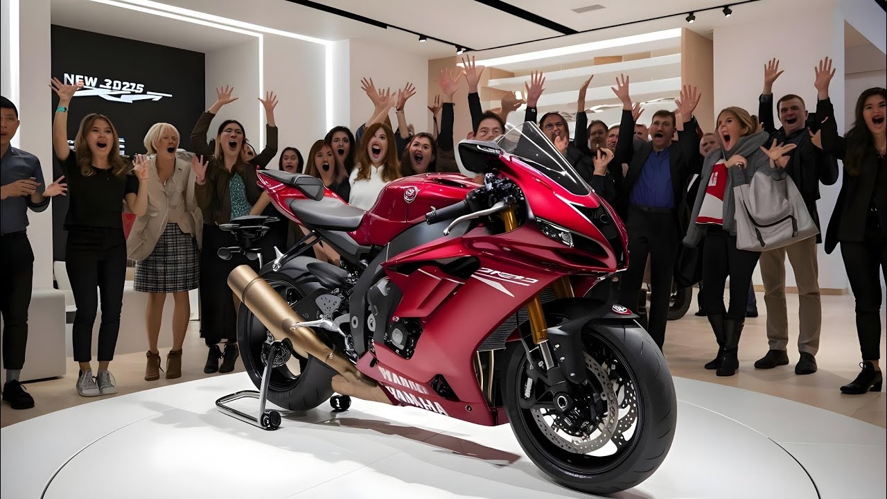 NEW 2025 Yamaha R1! Insane Upgrades & First Look! Must See! 😱🔥