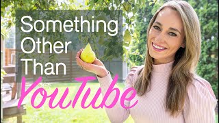 I CAN'T BELIEVE I'M DOING THIS (I'm Starting a Blog)