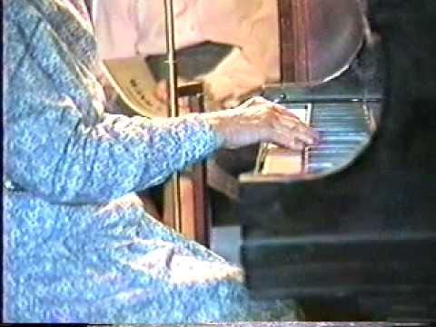 VIDEO: Bach - Prelude & Fugue in F#, WTC Bk 1, no. 13 (BWV 858) Eunice Norton, piano (1989) 1/2