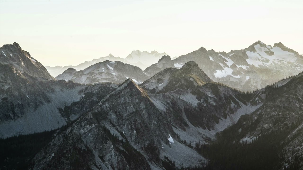 🕊️ 8 Hours of Peace: Embrace the Silence with Gentle Soundscapes 🎶✨