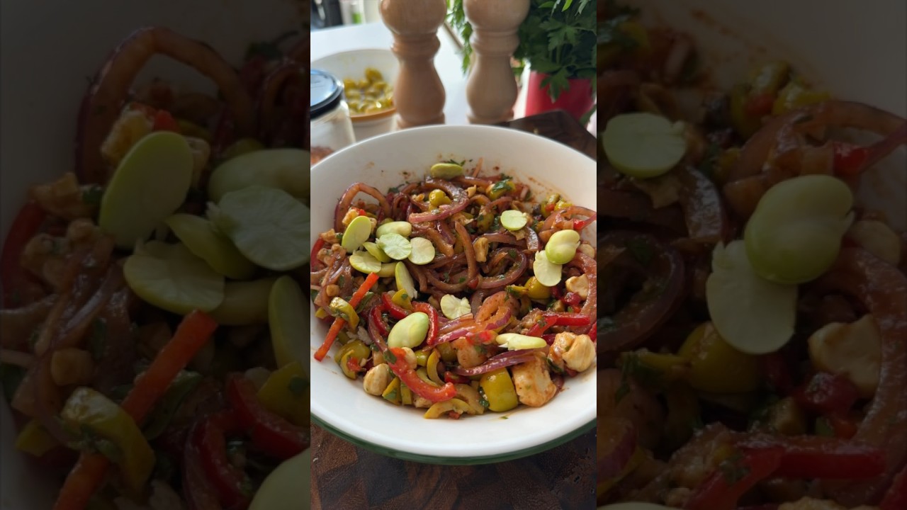 Nefis İç Baklalı Zeytin Salatası Tarifi Nefis İç Baklalı Zeytin Salatası Tarifi