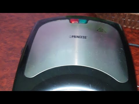 عملت عجينة وحطتها في ماكينة سندوتشات اتصدمت من نتيجة