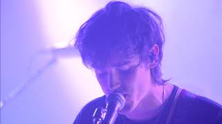 Miniatura de vídeo de "Hippo Campus - Bambi (Live from the Dream Streams)"