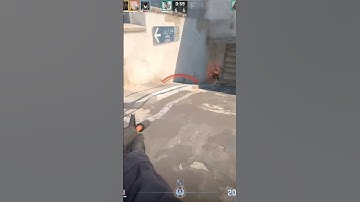 Dumpstered this poor soul with a 360 #cs2 #dust2 #360