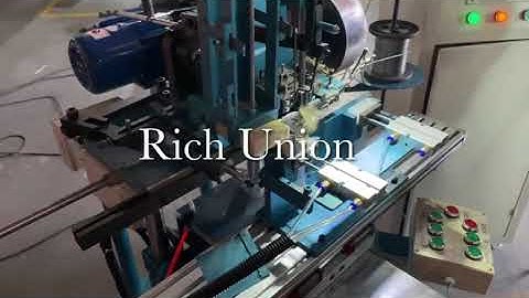 The plastic brush making machine and brush head tufting machine