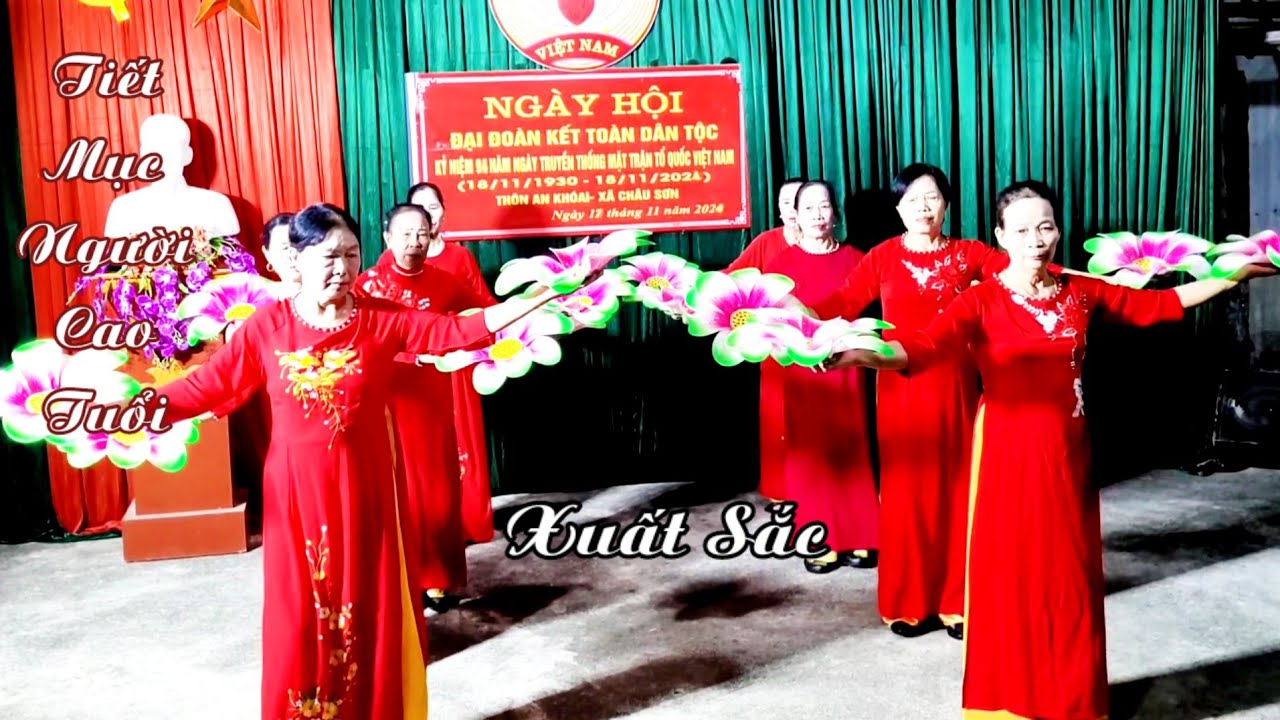 Múa chèo Vui ngày hội đại đoàn kết toàn dân tộc