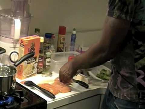 HOW TO COOK SPICY SALMON