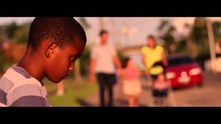 Lorenil Gomes - O Menino Abandonado Videoclipe