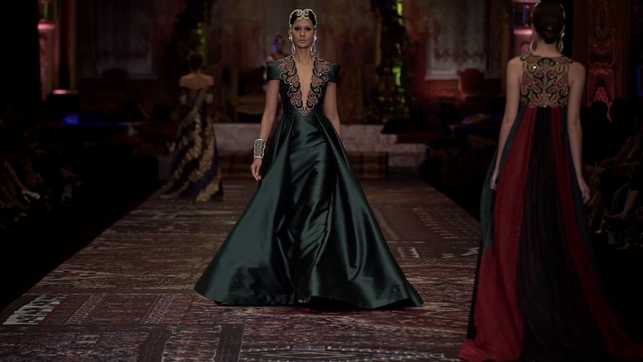 Sebastian Gunawan Spring/Summer 2017 "LA DIVINA MARCHESA"