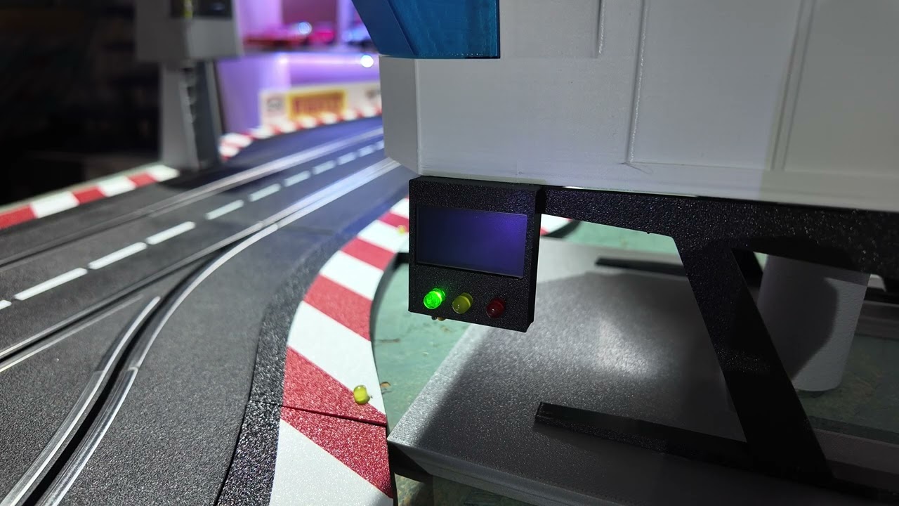 Carrera Digital Box Speed Limit Überwachung mit Display und Ampel