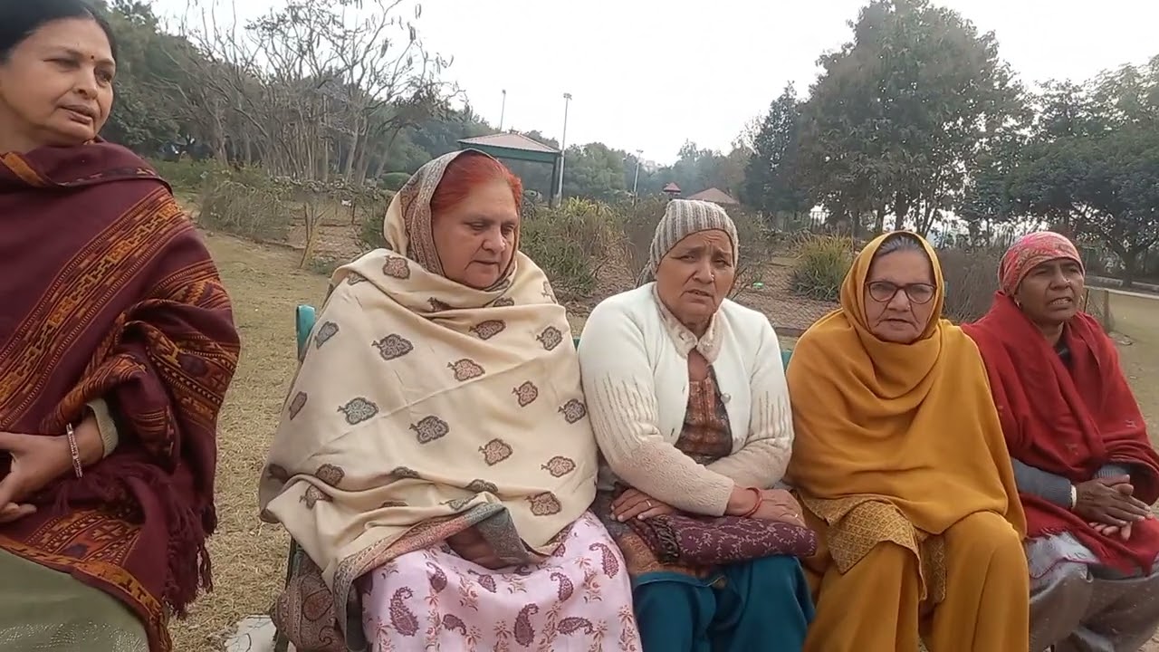 मथुरा मे कैसे नहा लूं ऐ राधे ठाडे स गोपाल।।@ParkBhajan_Mandali