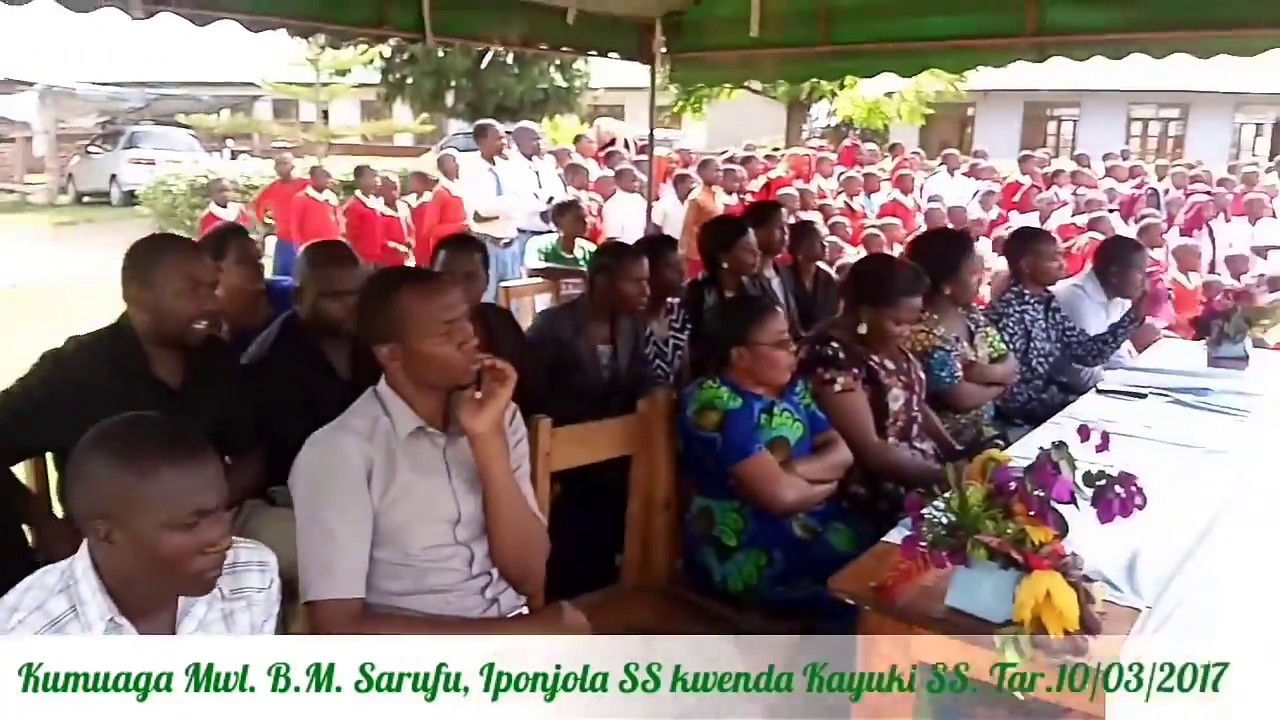 Ngonjera Tukikumbuka ya Mama   Swahili