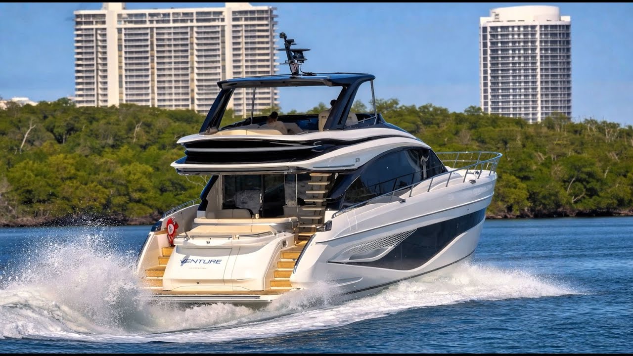 MIAMI YACHT TRAFFIC CONTINUES! Luxury Boats & Yachts In & Out of the Ocean