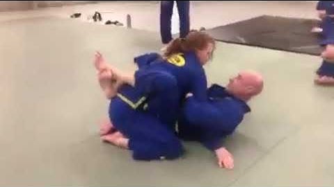 Clamp Guard Armbar