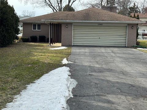 1848 Maddy Lane, Keego Harbor, MI home video tour