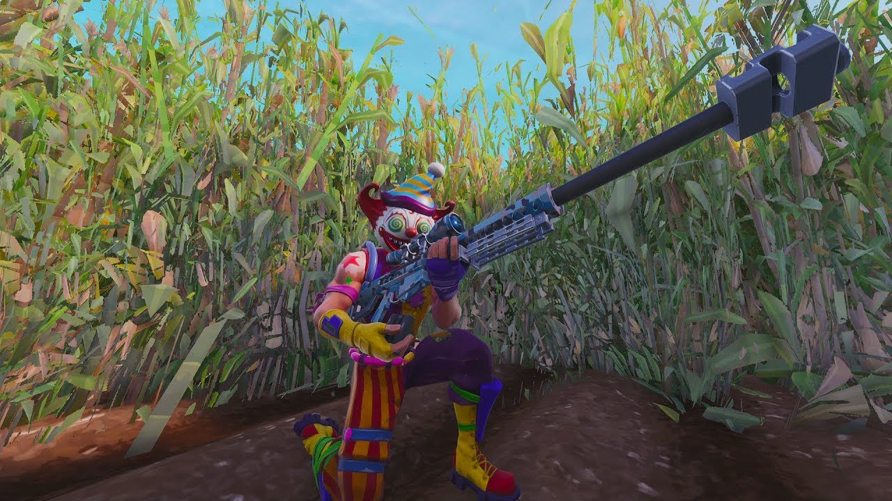 LA TORMENTA CIERRA EN LA HIERBA ALTA DE FORTNITE