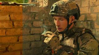 Look inpired from 'No Neutral Ground' 2008