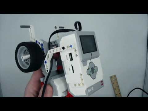 LEGO EV3  Mindstorms Robot Trainer Course - Determining Diameter and Circumference of Wheels