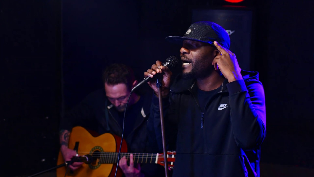 SIKA TV - BADNESS - Acoustic freestyle (feat. Wayne)